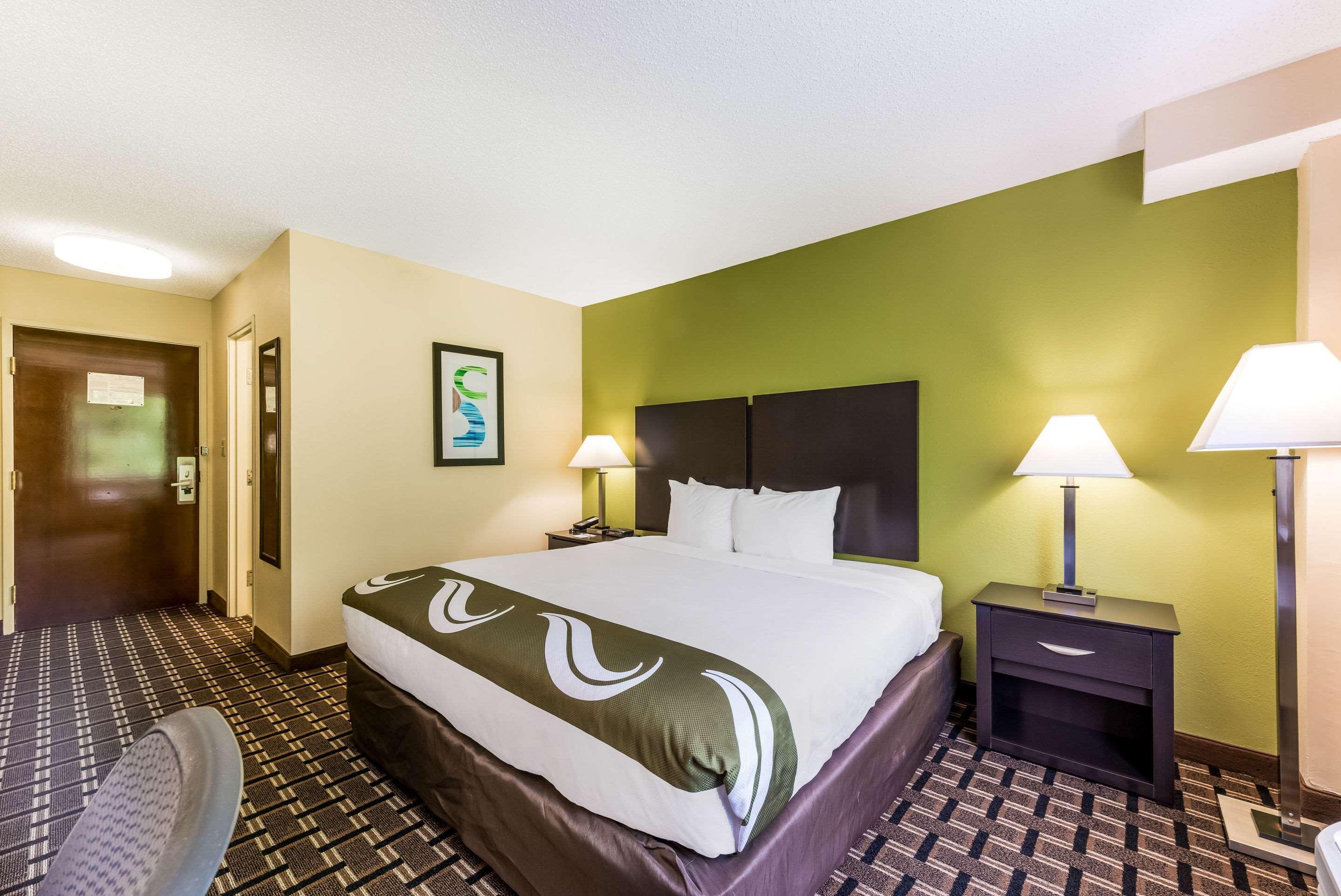 Quality Inn Huntersville Near Lake Norman Extérieur photo