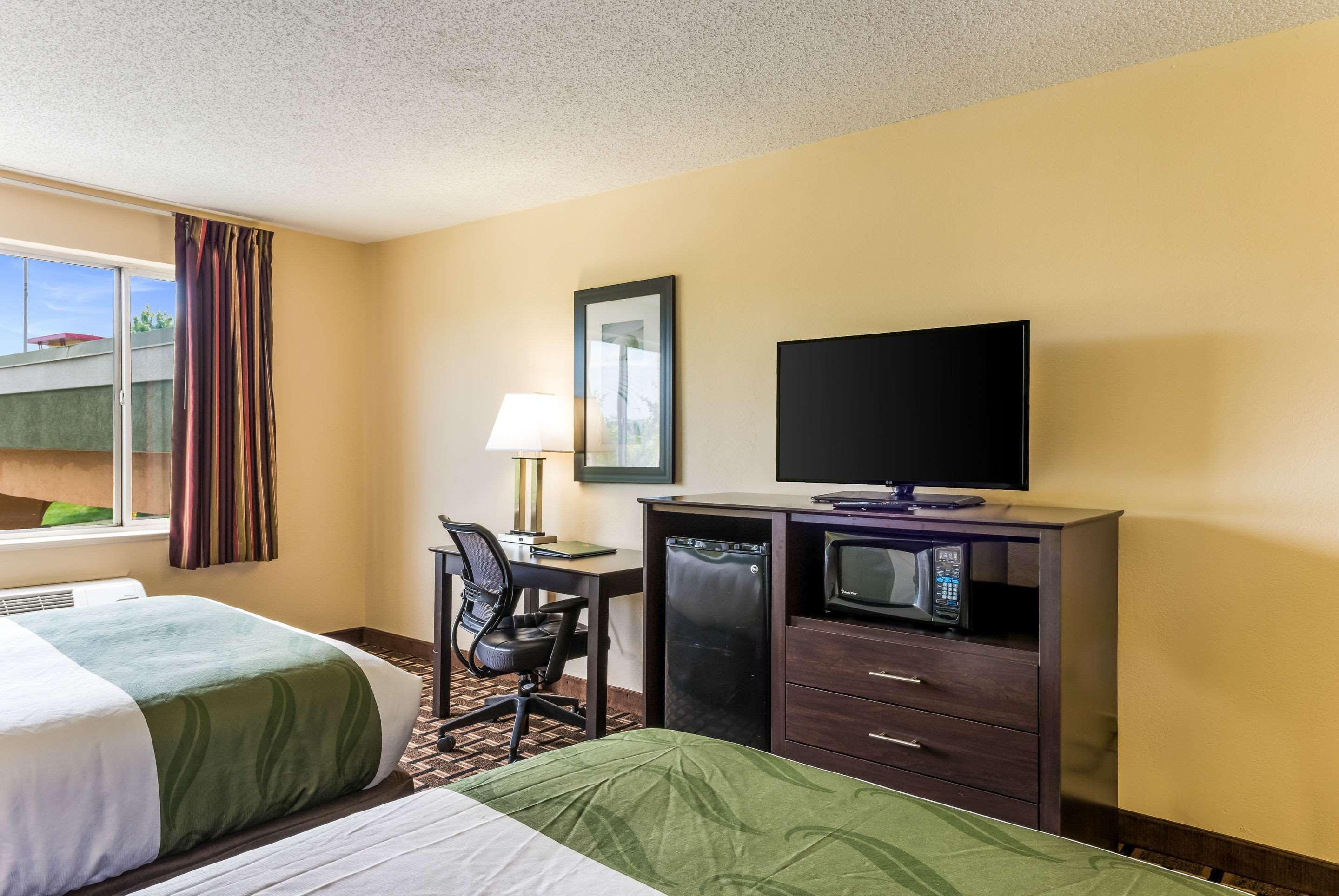 Quality Inn Huntersville Near Lake Norman Extérieur photo