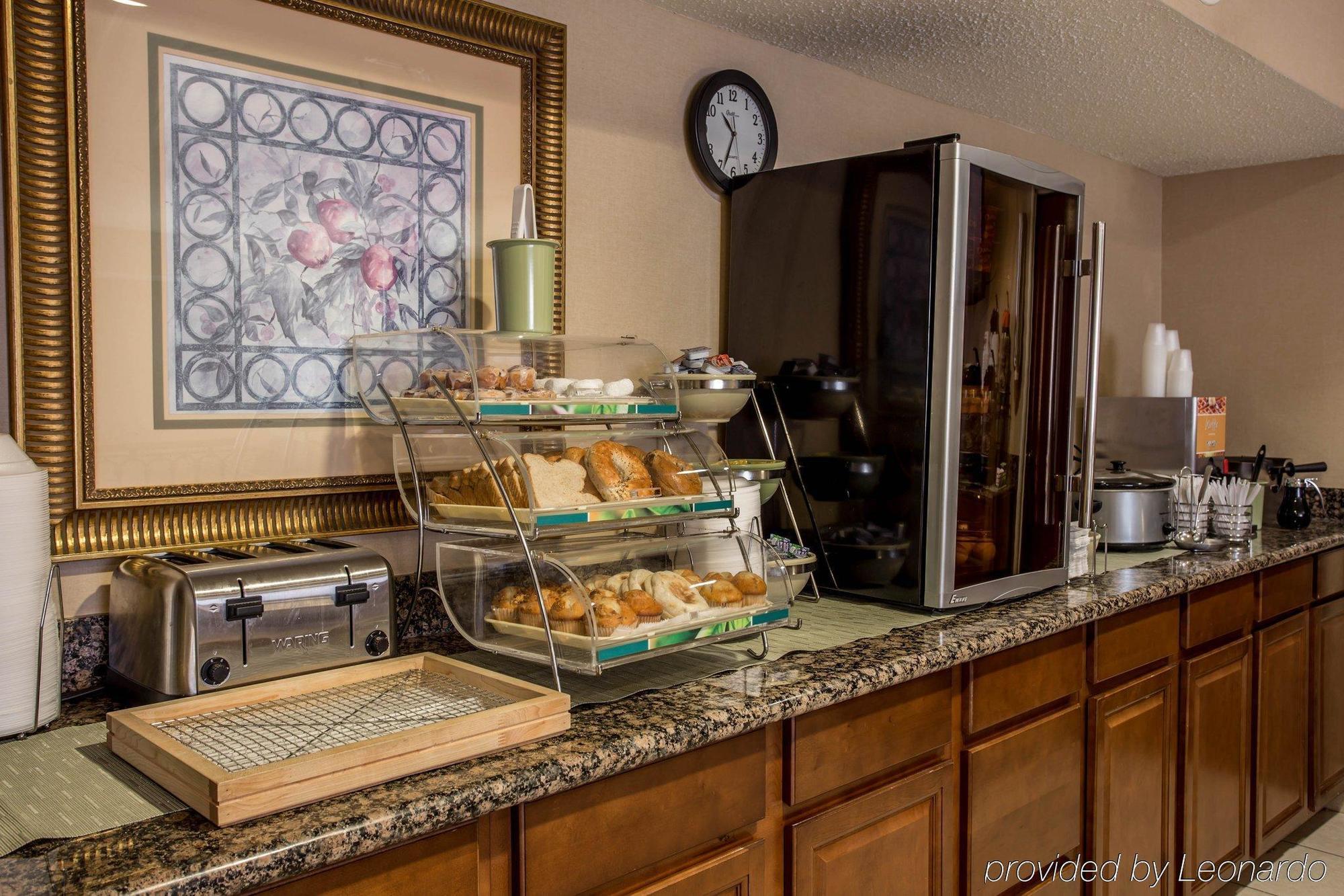 Quality Inn Huntersville Near Lake Norman Extérieur photo