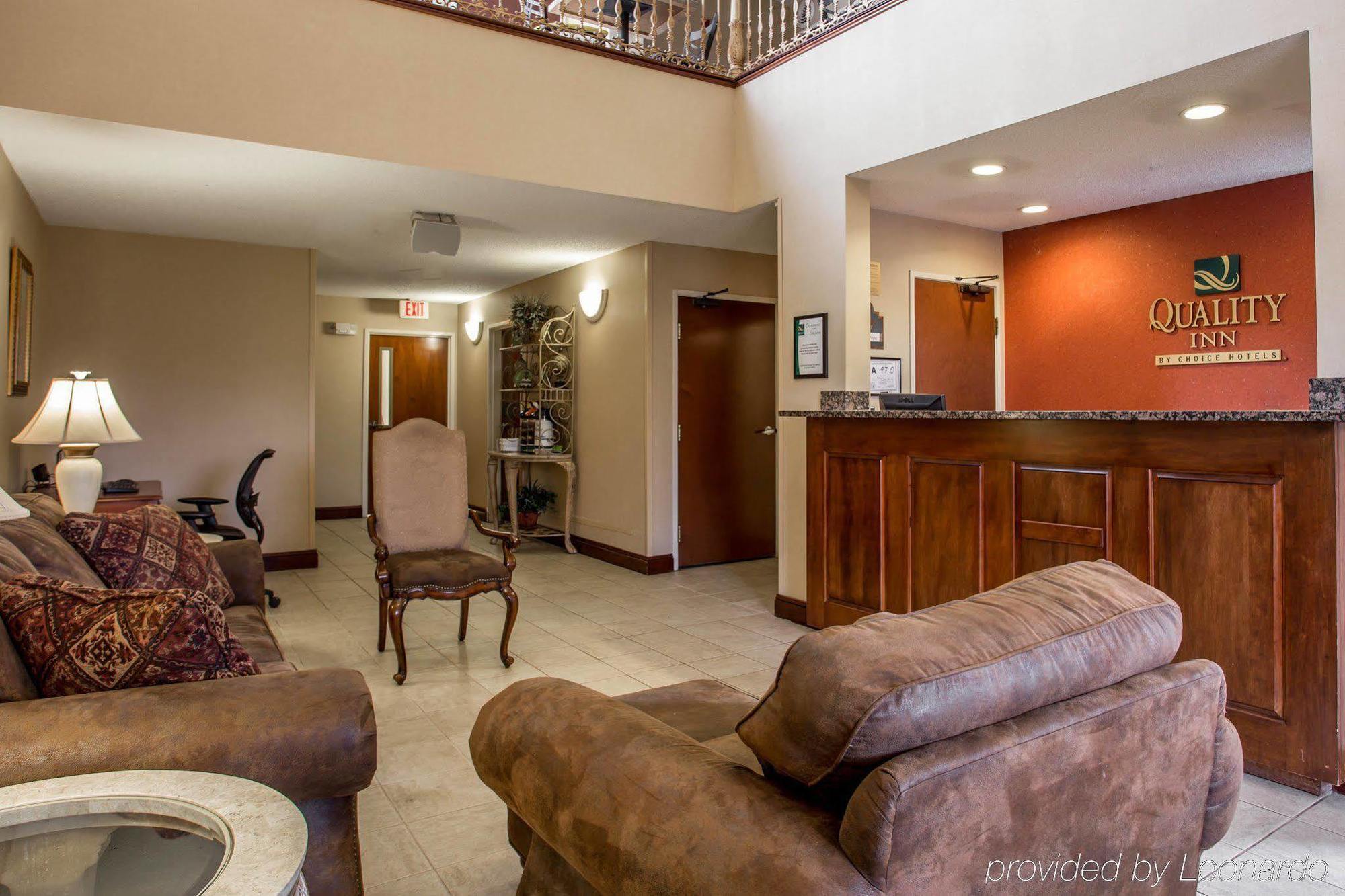 Quality Inn Huntersville Near Lake Norman Extérieur photo