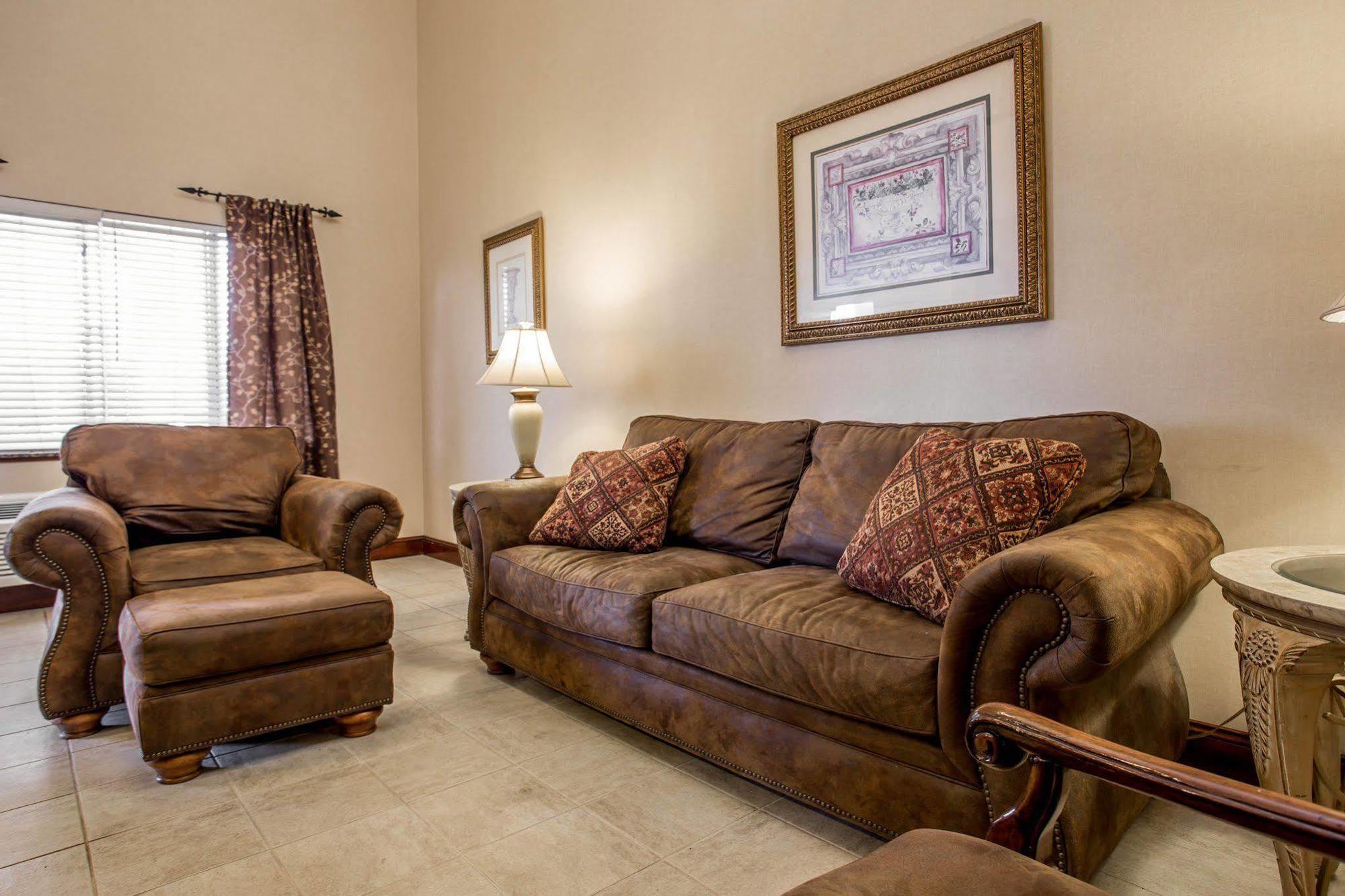 Quality Inn Huntersville Near Lake Norman Extérieur photo